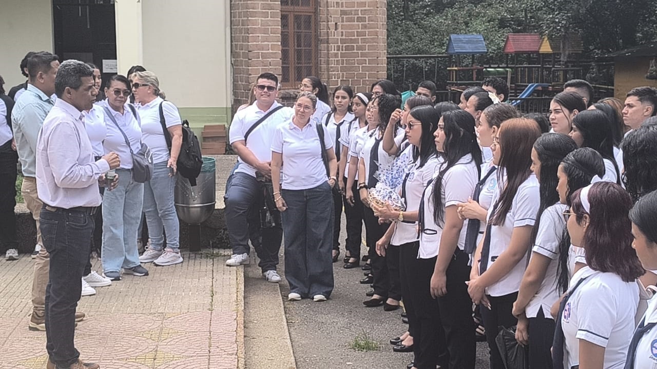 I.E. NORMAL SUPERIOR MARIA AUXILIADORA MUNICIPIO DE GIRARDOT